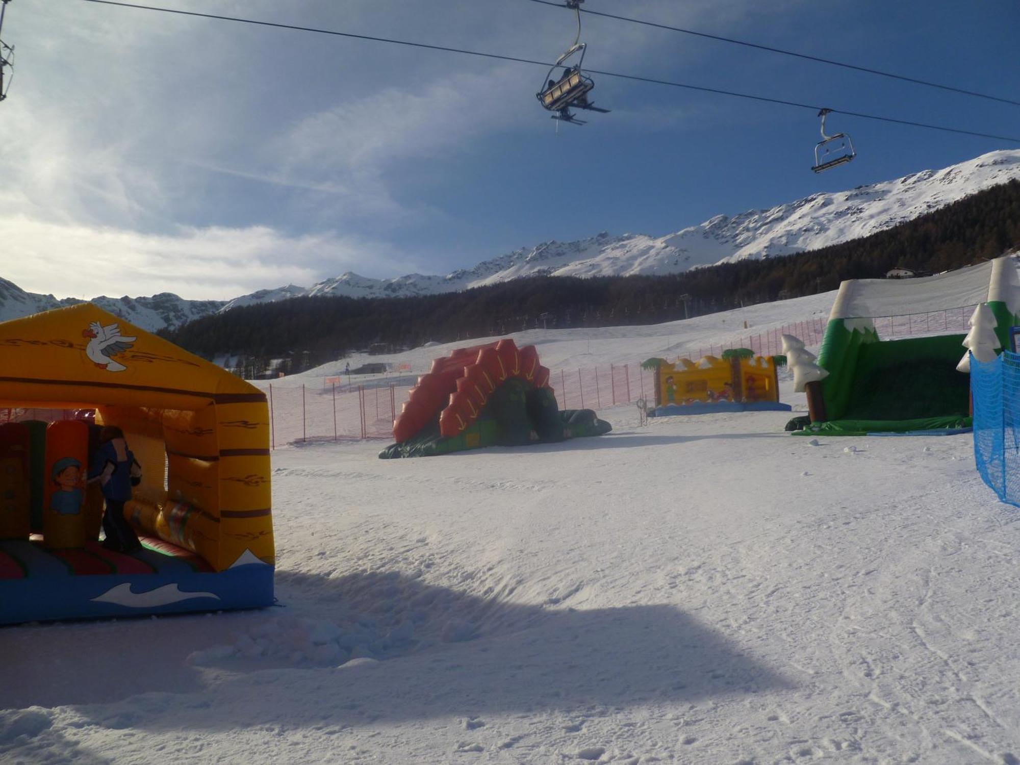 Hotel Santa San à Champoluc Extérieur photo